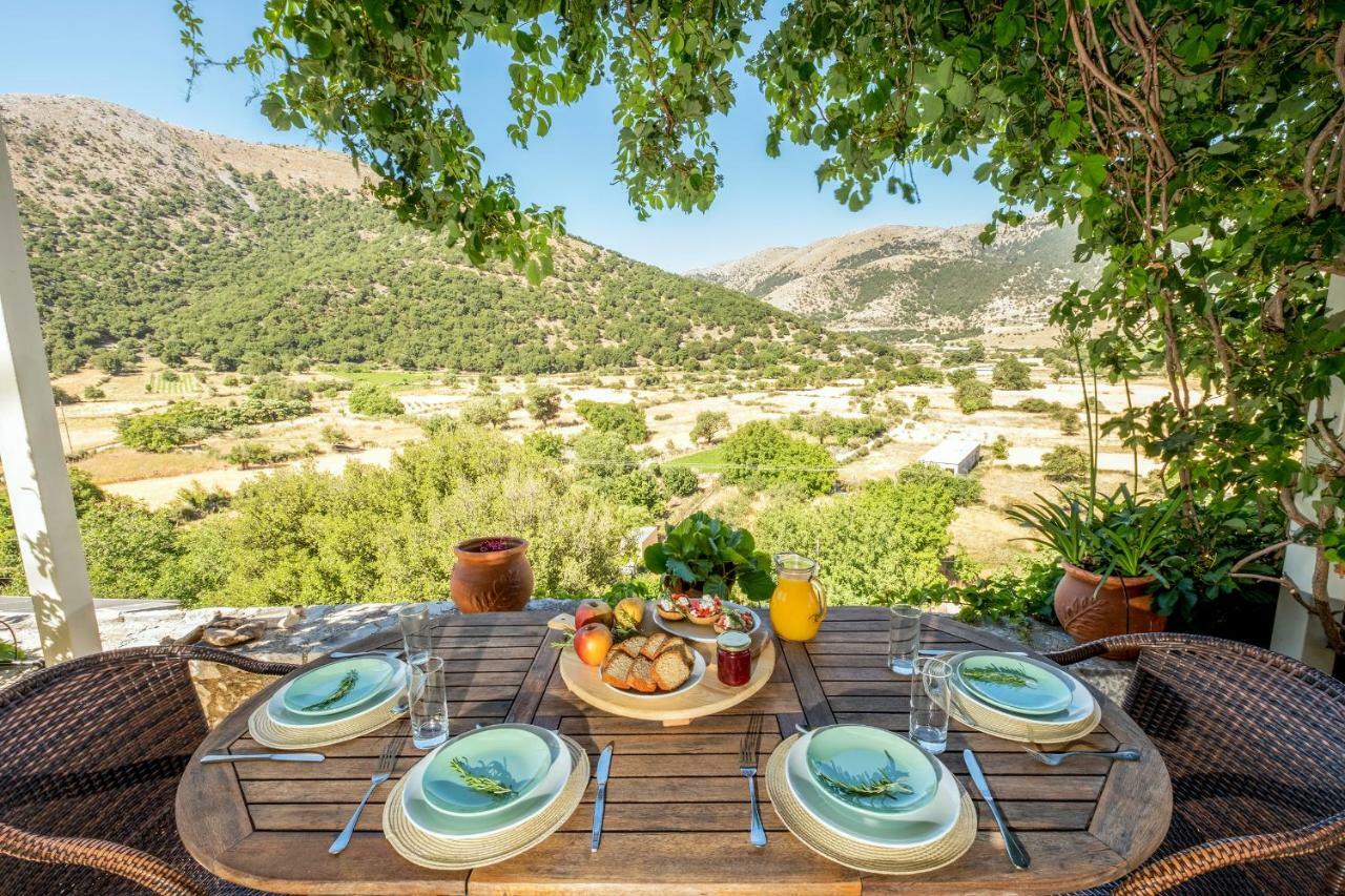 Stone Built Villa Galatia, Poolside & Perfect View Kares Экстерьер фото