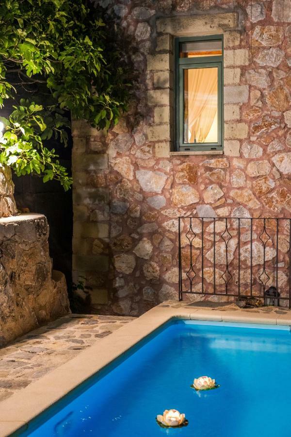 Stone Built Villa Galatia, Poolside & Perfect View Kares Экстерьер фото
