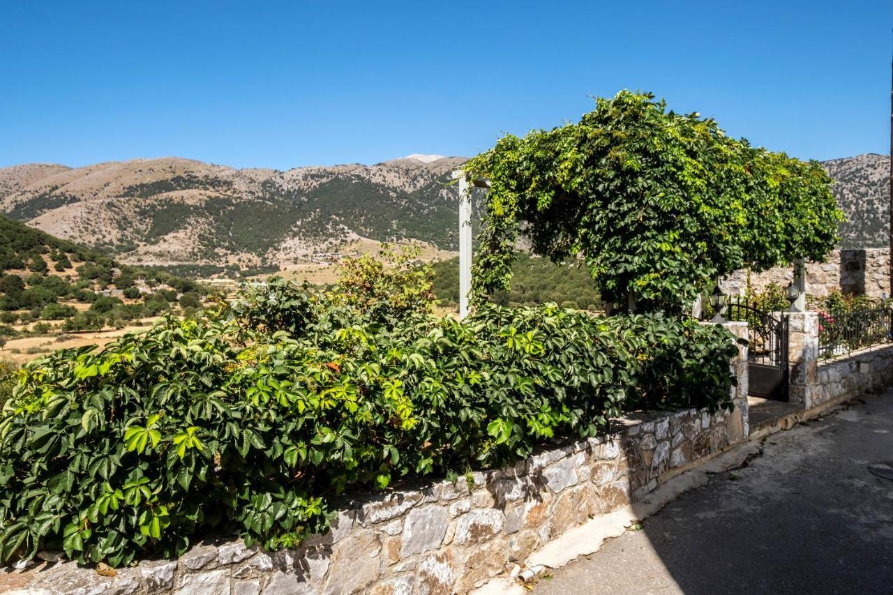 Stone Built Villa Galatia, Poolside & Perfect View Kares Экстерьер фото